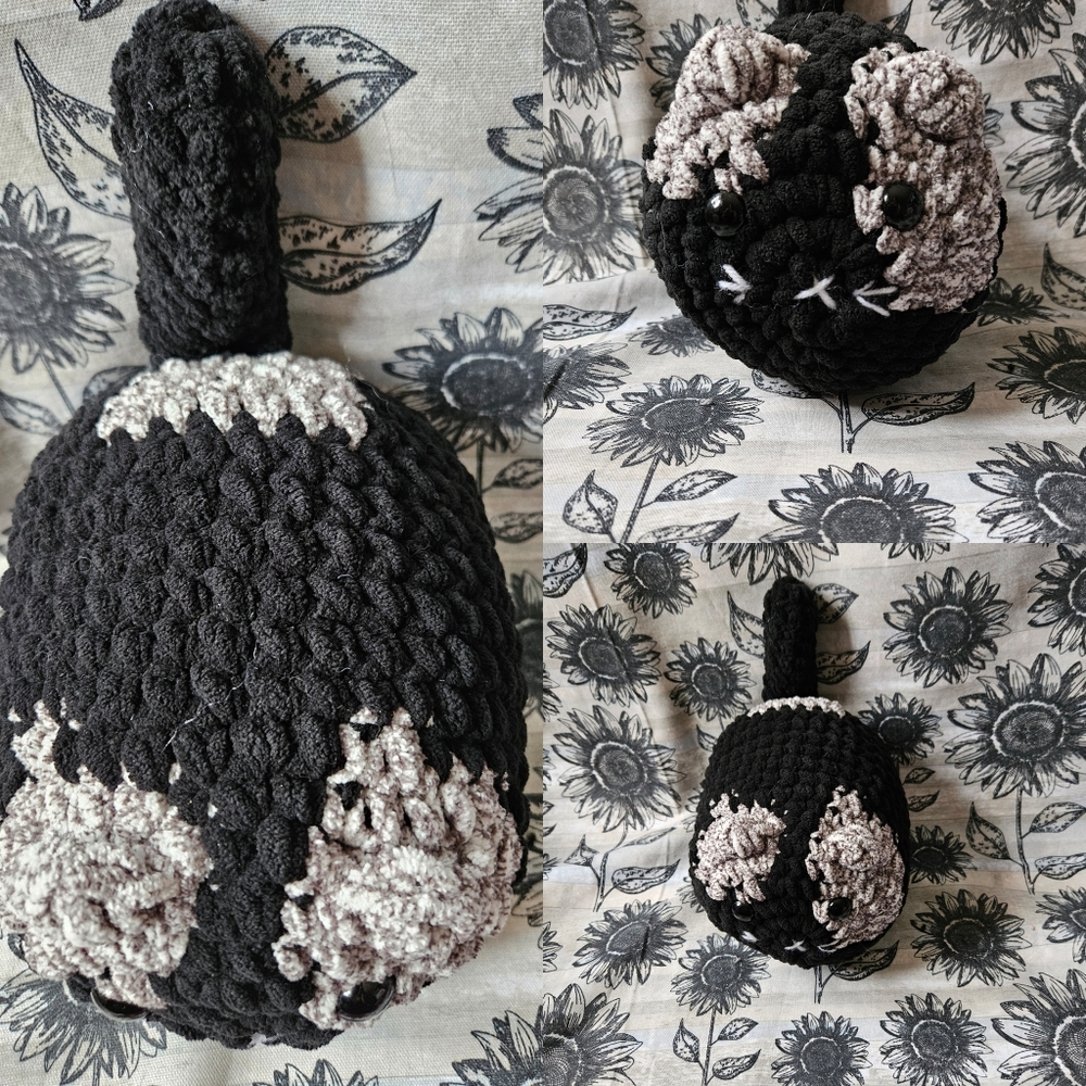Crochet Calico Loaf Cat Amigurumi Plushie